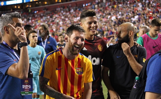 Messi Rojo Laughing Barcelona vs Manchester United